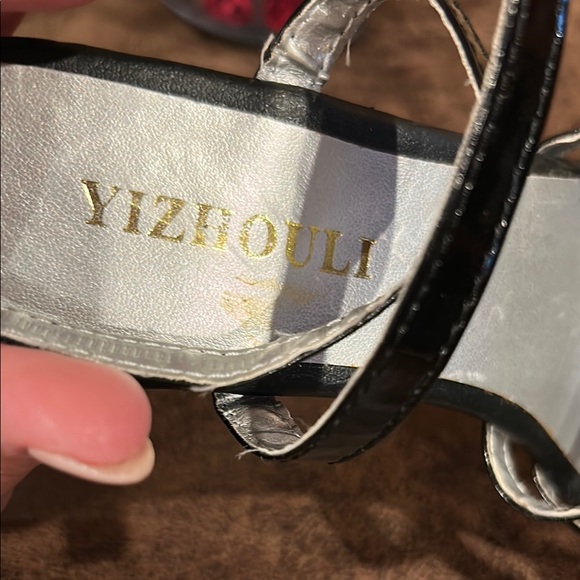 Black Strappy Platform Heels With Roses - Picture 2 of 6